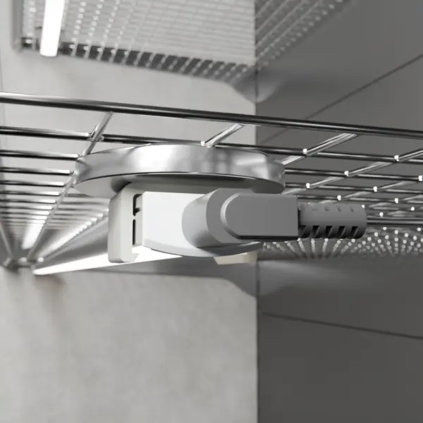 Callu MDC Aufbau GLED-Lichtleiste CALLU MDC in Unterbaumontage am Gitterfachboden – effiziente Beleuchtungslösung von DWD Conceptsitter