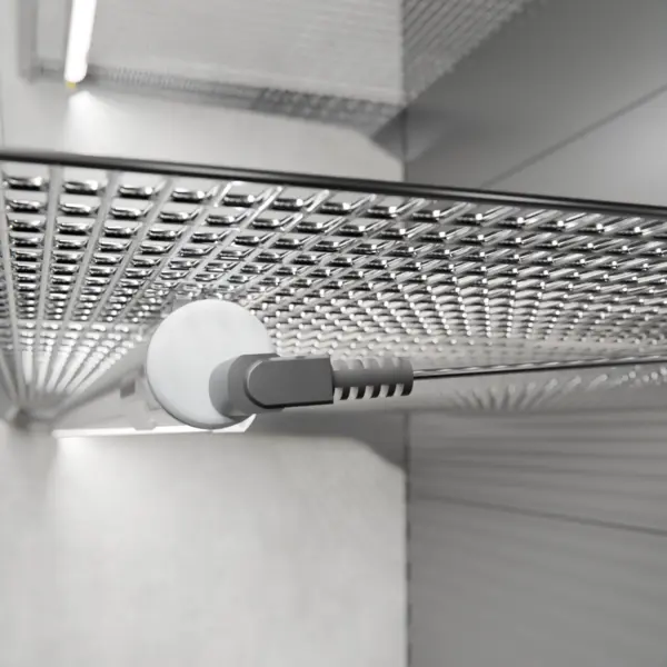 LED-Lichtleiste GALLERY MDC in Unterbaumontage am Gitterfachboden – effiziente Beleuchtungslösung von DWD Concepts