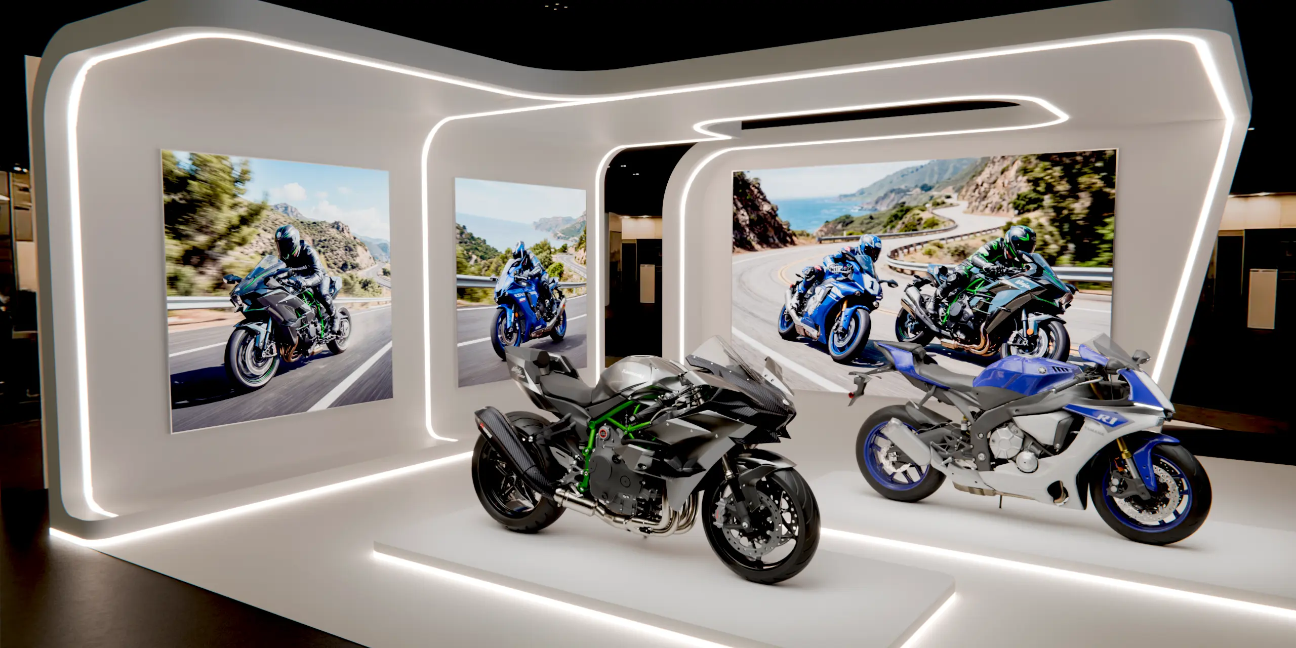 Messestand mit Motorrädern und integrierten LED-Lichtsystemen zur Produktpräsentation.