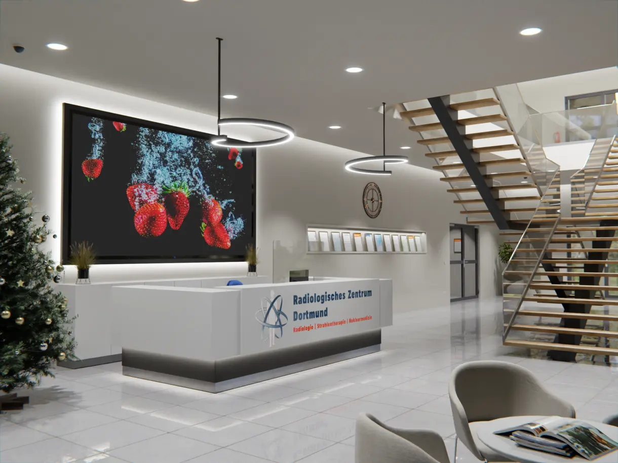 LED-Lichtleiste VERSURA L im Empfangsbereich einer Radiologie für moderne Effektbeleuchtung im Objektbau